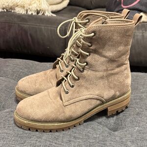 Women's Tan Lace-Up Combat Boots